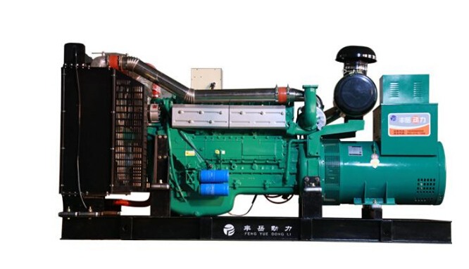 赞皇上柴500kw大型柴油发电机组